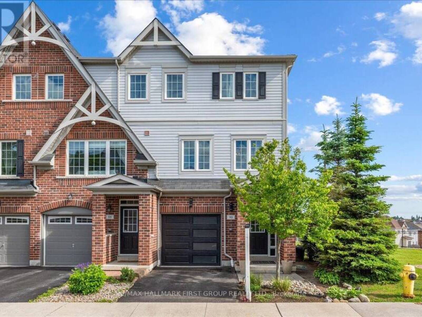 90 MAGPIE WAY, Whitby, Ontario L1N 0K5