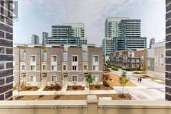 TH127 - 11 ALMOND BLOSSOM MEWS | Vaughan Ontario | Slide Image Forty-nine
