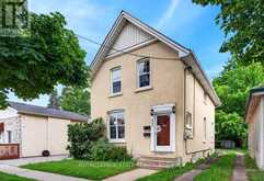 221 GRAND RIVER AVENUE | Brantford Ontario | Slide Image One