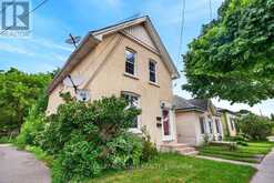 221 GRAND RIVER AVENUE | Brantford Ontario | Slide Image Three