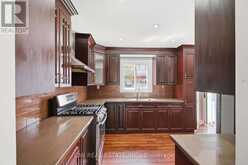 31 CASTLEHILL ROAD | Brampton Ontario | Slide Image Thirteen