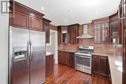 31 CASTLEHILL ROAD | Brampton Ontario | Slide Image Fifteen
