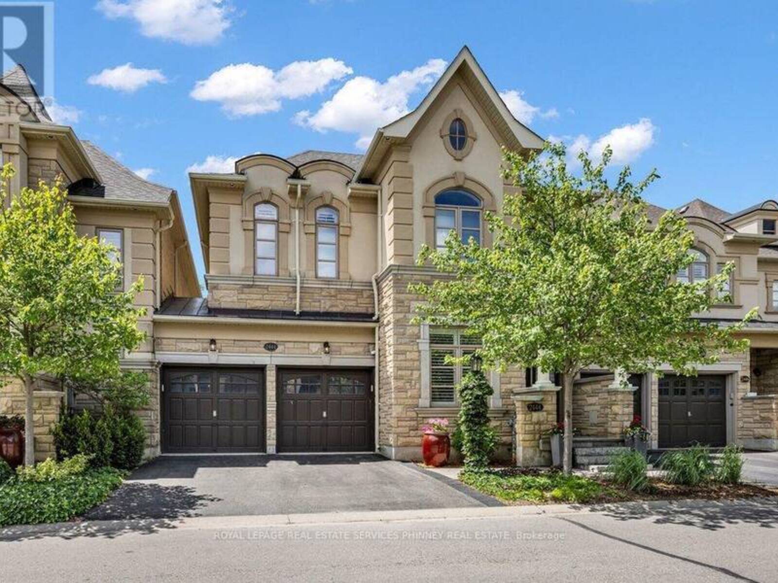 2444 CHATEAU COMMON, Oakville, Ontario L6M 0S1