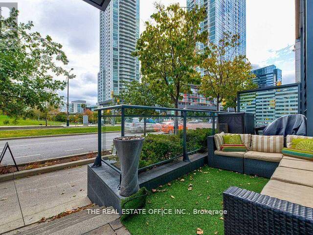 G09 - 112 FORT YORK BOULEVARD Toronto Ontario, M5V 4A7 - 3 Bedrooms Condo For Sale