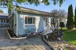 287 ELMVIEW GARDENS | Georgina Ontario | Slide Image Five