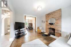 43 OXFORD STREET | Hamilton Ontario | Slide Image Six