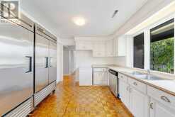 52 COURTSFIELD CRESCENT | Toronto Ontario | Slide Image Thirty-seven