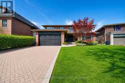 52 COURTSFIELD CRESCENT | Toronto Ontario | Slide Image Two