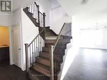 4 BEEBALM LANE NE | East Gwillimbury Ontario | Slide Image Six