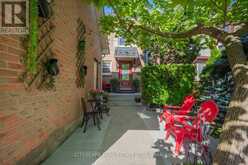 301 KINGSBRIDGE GARDEN | Mississauga Ontario | Slide Image Three