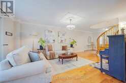 301 KINGSBRIDGE GARDEN | Mississauga Ontario | Slide Image Nine