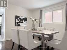 212 RISEBROUGH CIRCUIT | Markham Ontario | Slide Image Five