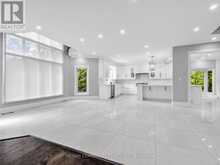 806 CLARENCE STREET E | Vaughan Ontario | Slide Image Thirteen