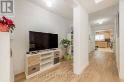 3040 BENTLEY DRIVE | Mississauga Ontario | Slide Image Eight