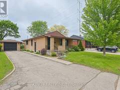 54 TWEEDSMUIR AVENUE London Ontario, N5W 1K7