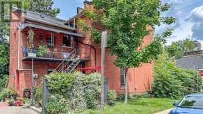 146 FOREST AVENUE | Hamilton Ontario | Slide Image Forty-five
