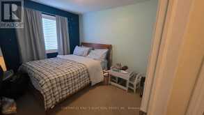 7 STOTTS TERRACE | Toronto Ontario | Slide Image Fifteen