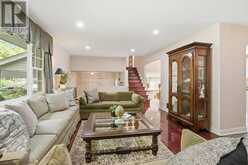 1321 FAIRWAY COURT | Burlington Ontario | Slide Image Eight