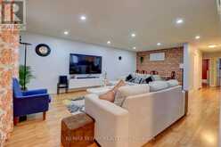 282B BROCK STREET W | Uxbridge Ontario | Slide Image One