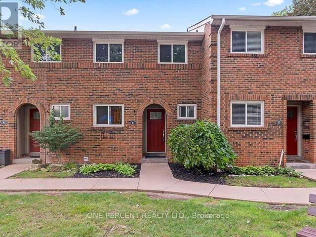 34 - 125 LIVINGSTON AVENUE Grimsby Ontario, L3M 4S5 - 3 Bedrooms Condo For Sale