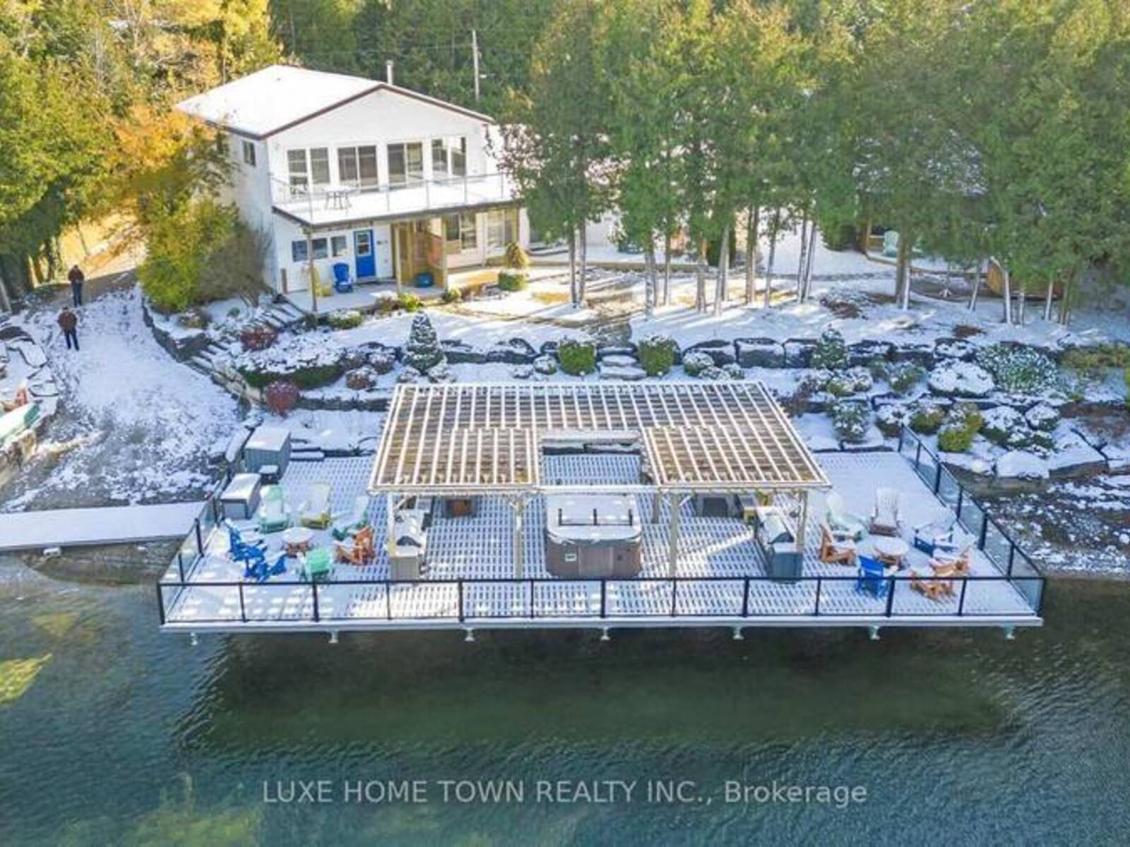 34 GREEN CEDAR DRIVE N, Lion's Head, Ontario N0H 1W0