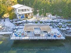 34 GREEN CEDAR DRIVE N Lion's Head Ontario, N0H 1W0
