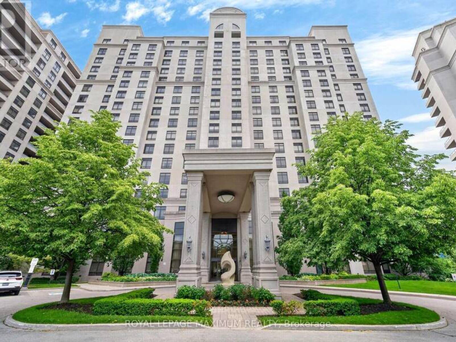 914 - 9245 JANE STREET, Vaughan, Ontario L6A 0J9