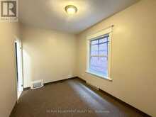 24 SOMERSET AVENUE | Hamilton Ontario | Slide Image Twelve