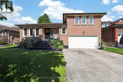 315 HEMLOCK DRIVE | Whitchurch-Stouffville Ontario | Slide Image Two