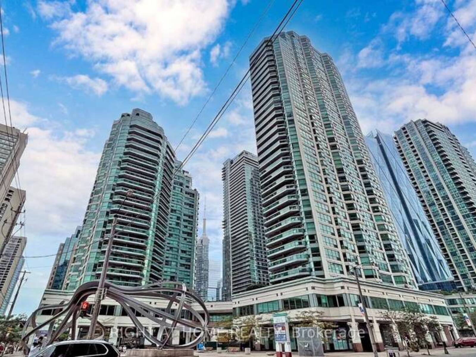 1706 - 10 YONGE STREET, Toronto, Ontario M5E 1R4