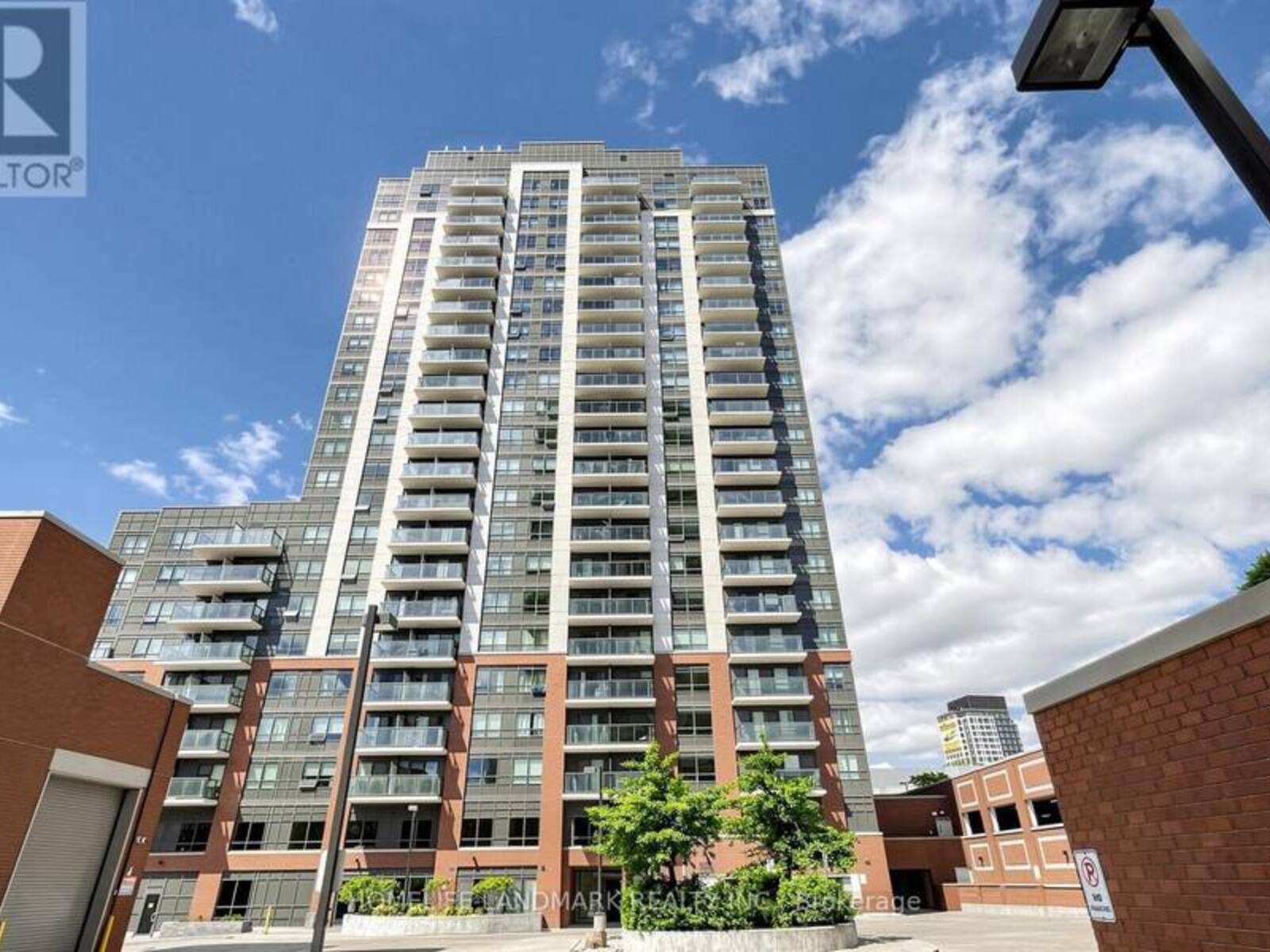 603 - 1420 DUPONT STREET, Toronto, Ontario M6H 0C2