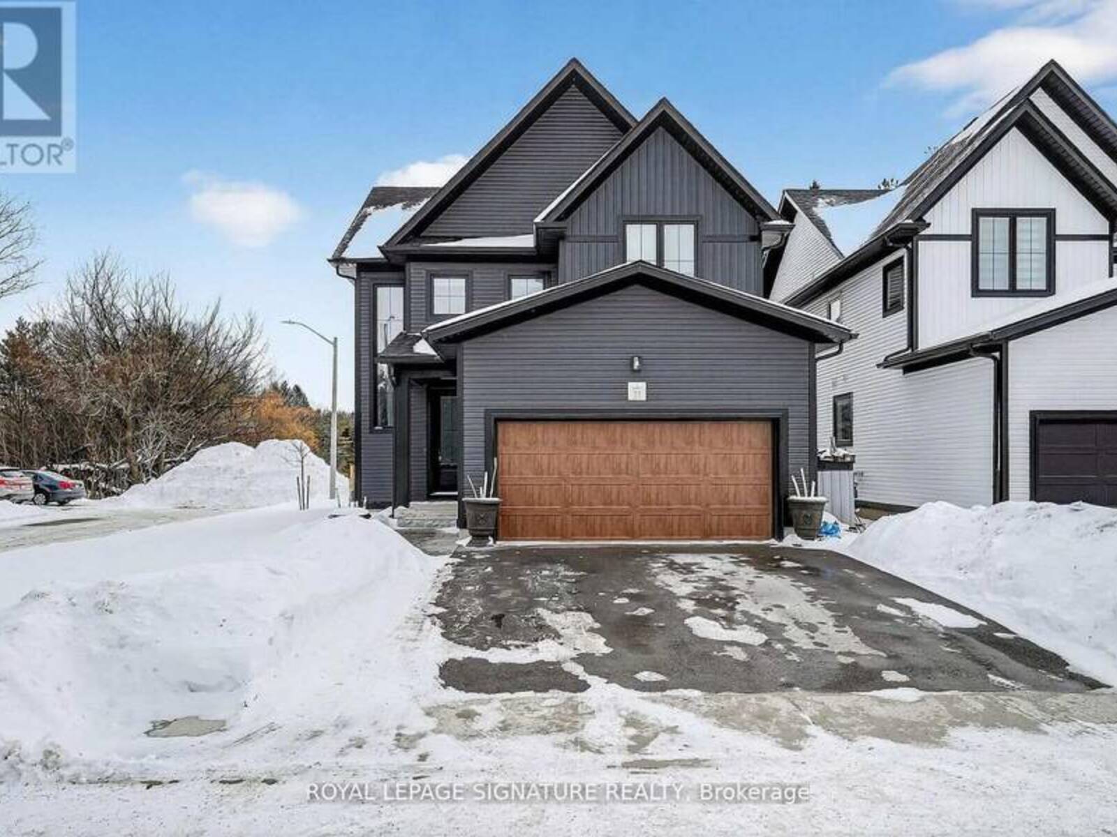 11 - 297 WHITING STREET, Ingersoll, Ontario N5C 3W5