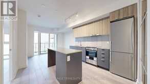809 - 8 TIPPETT ROAD | Toronto Ontario | Slide Image Eight