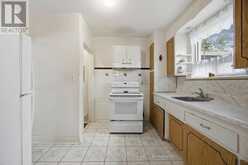 15 CLIFF STREET | Toronto Ontario | Slide Image Thirteen