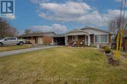 102 BYELAND DRIVE | Mount Forest Ontario | Slide Image Two