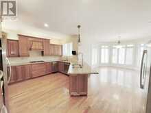 369 COVENTRY HILL TRAIL | Newmarket Ontario | Slide Image Ten