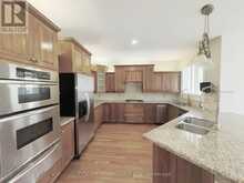 369 COVENTRY HILL TRAIL | Newmarket Ontario | Slide Image Eleven