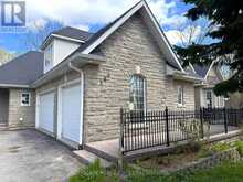 369 COVENTRY HILL TRAIL | Newmarket Ontario | Slide Image Four