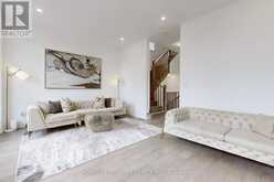 40 CHIARA ROSE LANE | Richmond Hill Ontario | Slide Image Eight