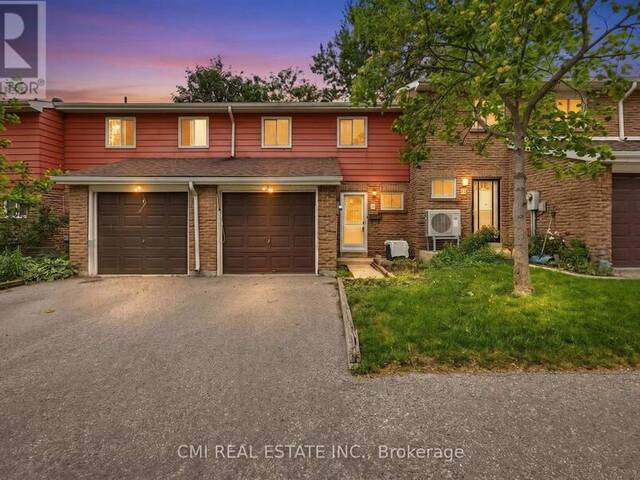 44 - 80 DUNDALK DRIVE Toronto Ontario, M1P 4T7 - 3 Bedrooms Condo For Sale