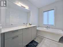 551 NEW ENGLAND COURT | Newmarket Ontario | Slide Image Twenty
