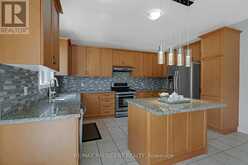 7 WELLPARK WAY | Brampton Ontario | Slide Image Eleven