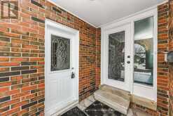 77 BLACKTHORN LANE | Brampton Ontario | Slide Image Three
