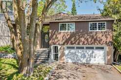 115 BESWICK DRIVE | Newmarket Ontario | Slide Image Three