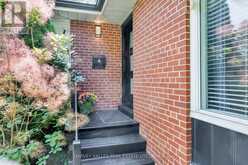 49 LEARMONT DRIVE | Toronto Ontario | Slide Image Four
