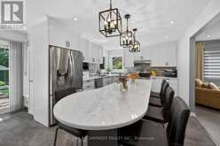 32 SYMPHONY PLACE | Ancaster Ontario | Slide Image Ten