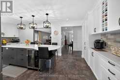 32 SYMPHONY PLACE | Ancaster Ontario | Slide Image Thirteen