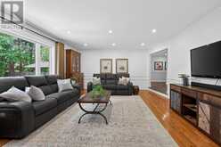 32 SYMPHONY PLACE | Ancaster Ontario | Slide Image Seventeen