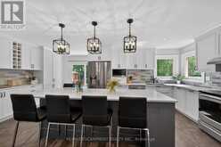 32 SYMPHONY PLACE | Ancaster Ontario | Slide Image Eight