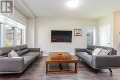 51 CRAB APPLE COURT | Wellesley Ontario | Slide Image Twenty